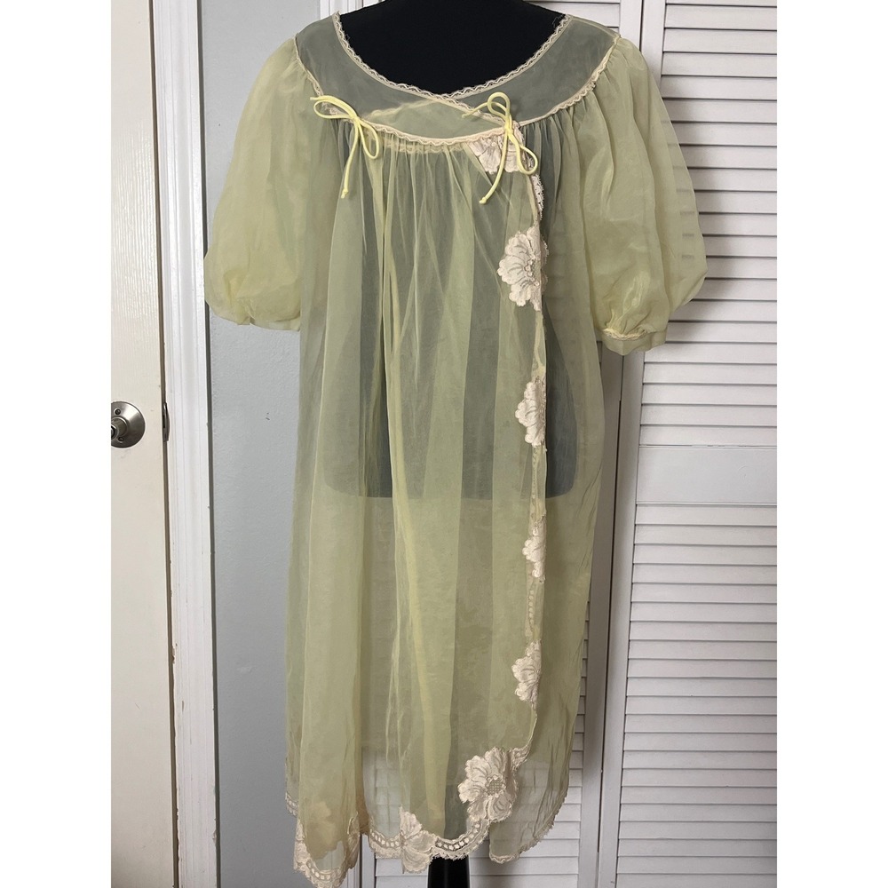 Vintage 60s Sheer Lace Yellow Baby Doll Peignoir Lingerie Robe Tie Front L